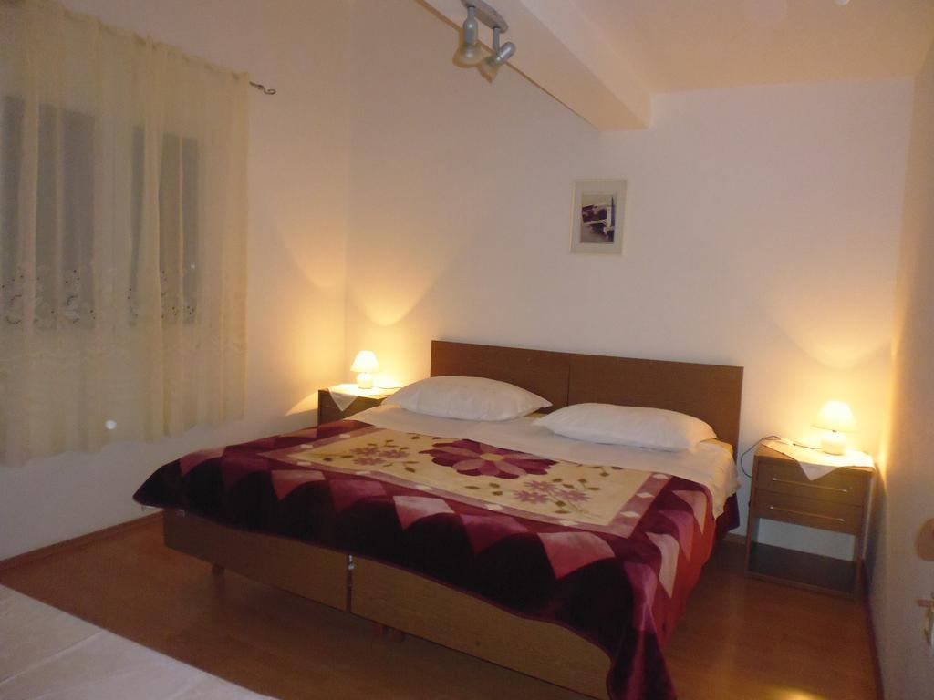 Apartments Jadranka Povile Novi Vinodolski Cameră foto