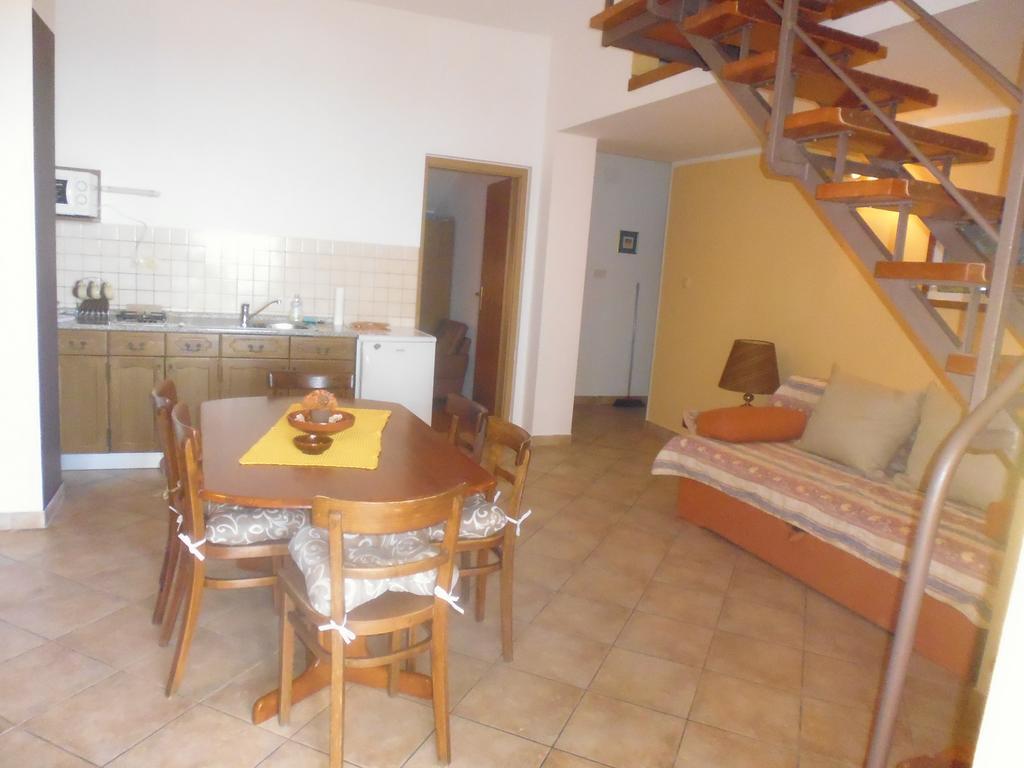 Apartments Jadranka Povile Novi Vinodolski Cameră foto